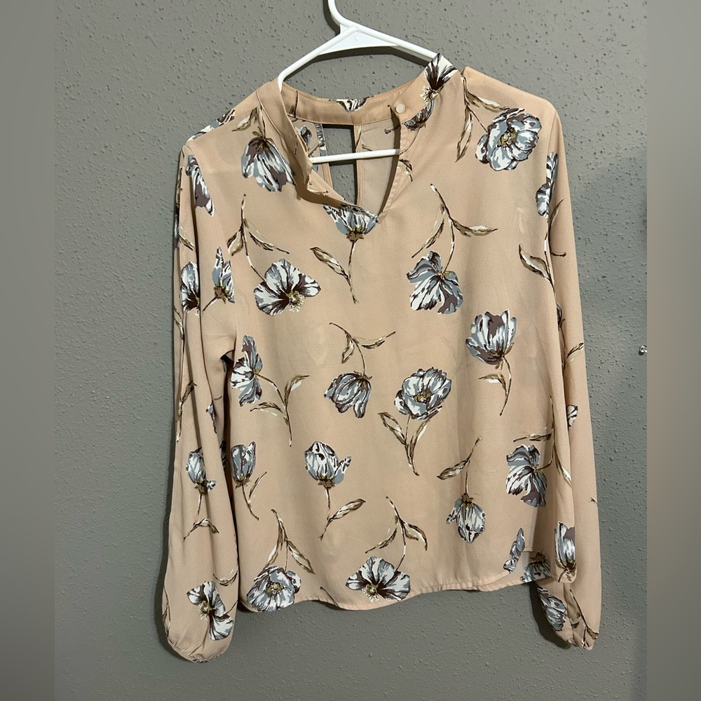 Monteau Beige Floral Blouse